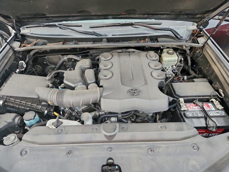 Zdjęcie 11 z aukcji – 2018 TOYOTA 4RUNNER SR z VIN JTEBU5JR2J5533264