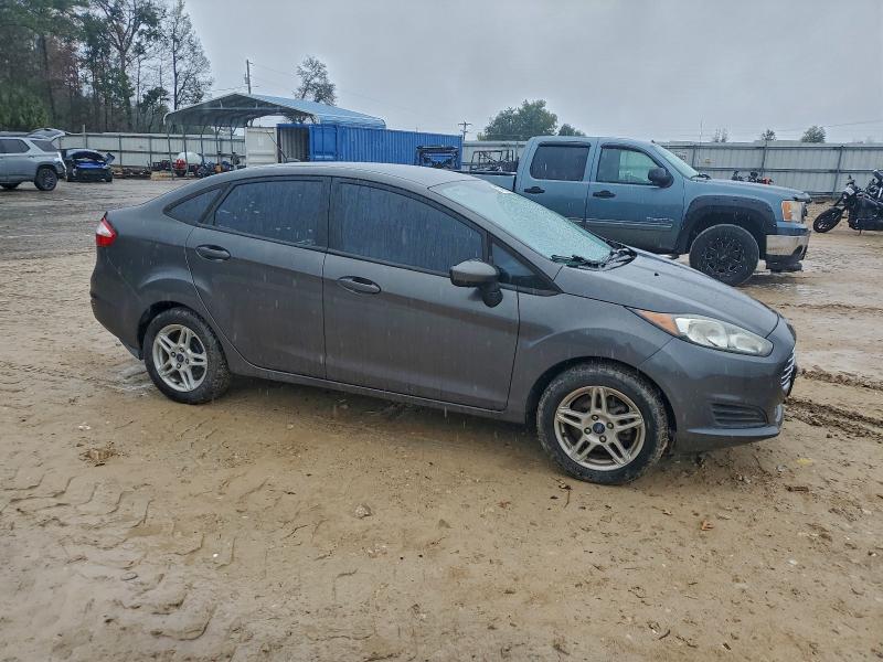 Photo 4 from auction – 2017 FORD FIESTA SE with VIN 3FADP4BJXHM167670