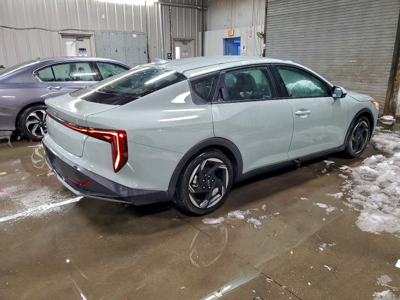 Photo 3 from auction – 2025 KIA K4 EX with VIN 3KPFU4DE3SE133521