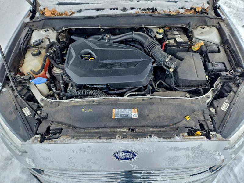 Photo 11 from auction – 2013 FORD FUSION SE with VIN 3FA6P0HR1DR107921