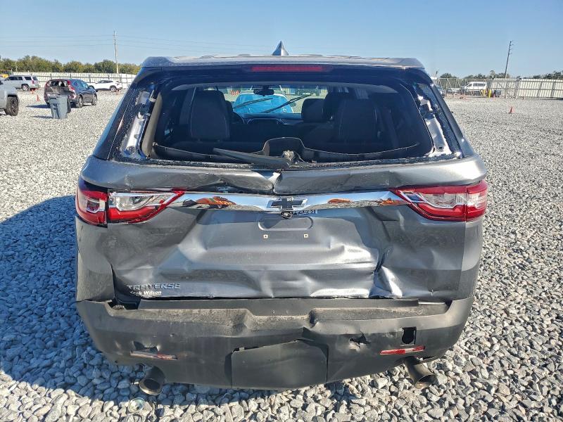 Photo 6 from auction – 2018 CHEVROLET TRAVERSE L with VIN 1GNERFKW5JJ204540