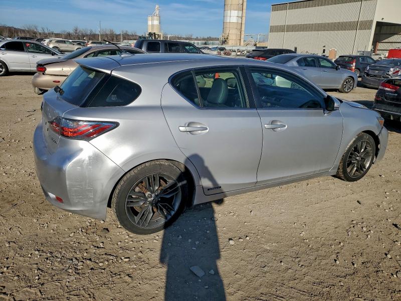 Photo 3 from auction – 2011 LEXUS CT 200 with VIN JTHKD5BH3B2030130