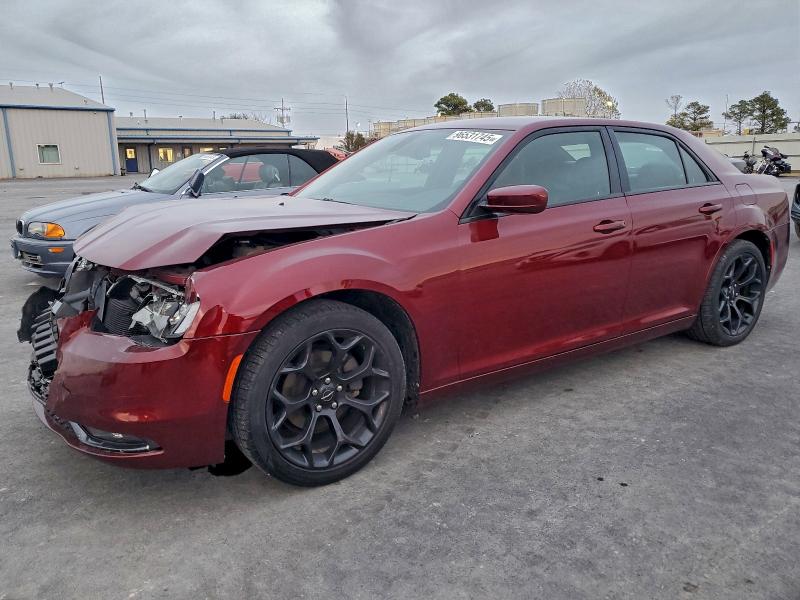 CHRYSLER 300 S 2019 con VIN 2C3CCABG4KH712518 - Foto de la subasta