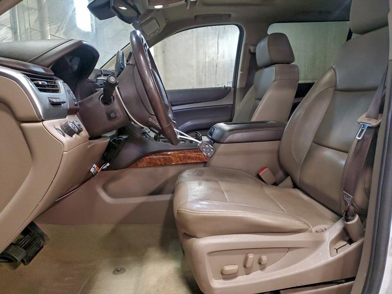 Photo 7 from auction – 2017 CHEVROLET SUBURBAN K with VIN 1GNSKJKC2HR355671