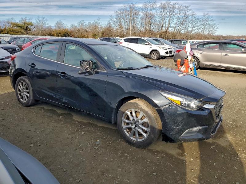 Photo 4 from auction – 2018 MAZDA 3 SPORT with VIN 3MZBN1U79JM168853