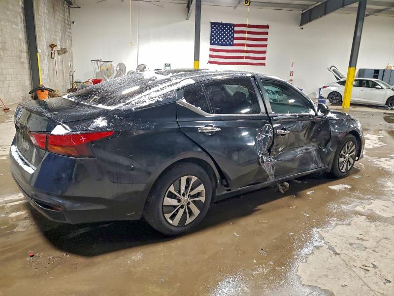 Photo 3 from auction – 2019 NISSAN ALTIMA S with VIN 1N4BL4BV0KC132909