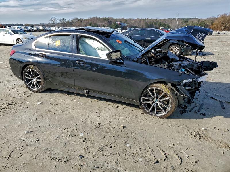 Photo 4 from auction – 2020 BMW 330I with VIN 3MW5R1J03L8B20706