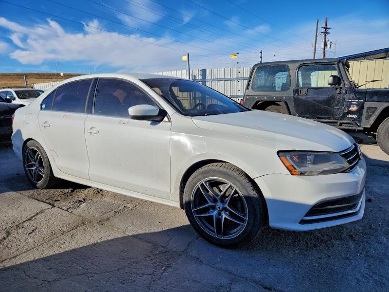 Photo 4 from auction – 2017 VOLKSWAGEN JETTA S with VIN 3VW2B7AJ1HM322073