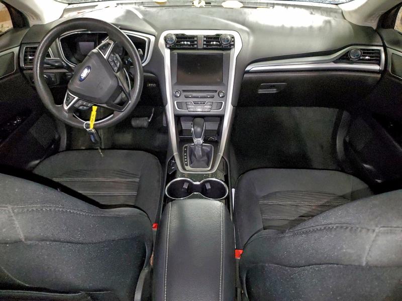 Photo 8 from auction – 2016 FORD FUSION SE with VIN 3FA6P0HD5GR277594