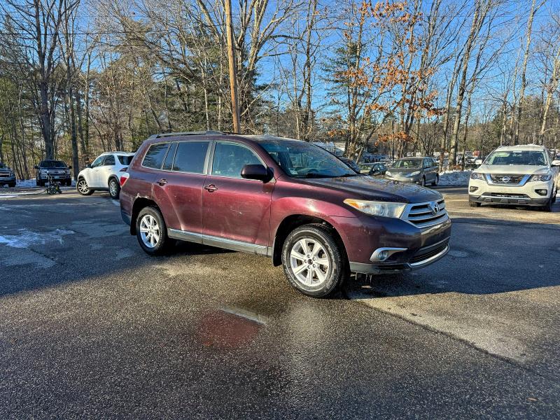 TOYOTA HIGHLANDER 2011 with VIN 5TDBK3EH9BS088713 - Photo from auction