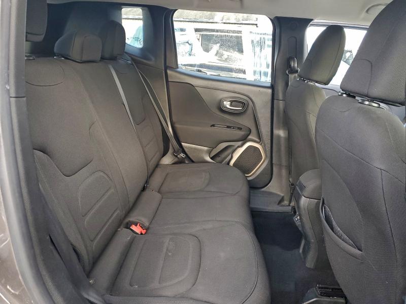 Photo 11 from auction – 2018 JEEP RENEGADE L with VIN ZACCJABB1JPH47407