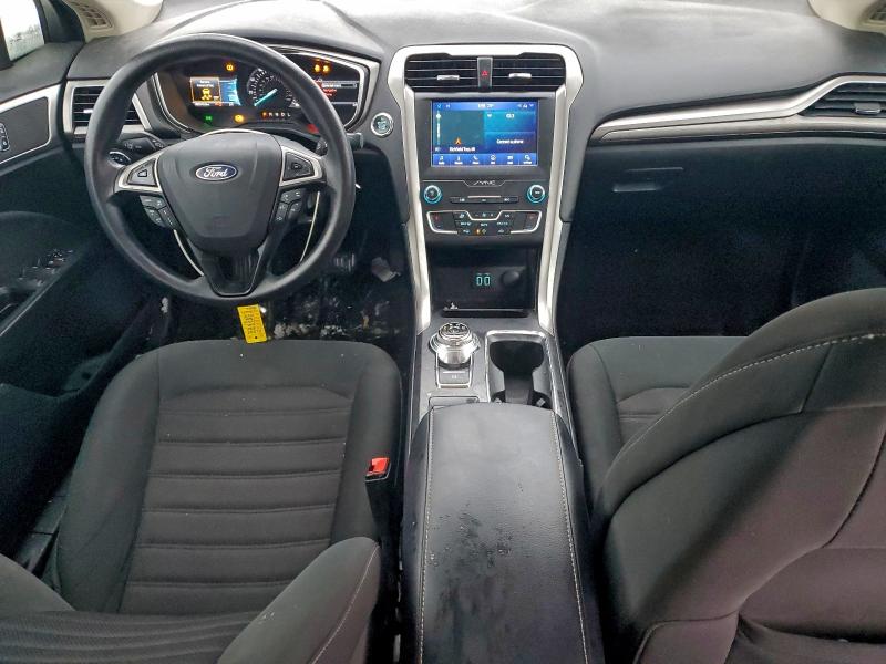Photo 8 from auction – 2020 FORD FUSION SE with VIN 3FA6P0HD5LR145641
