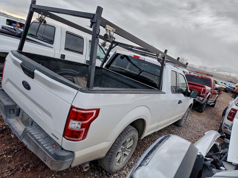 Photo 3 from auction – 2019 FORD F150 SUPER with VIN 1FTEX1C41KKC90570
