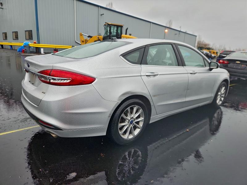 Photo 3 from auction – 2017 FORD FUSION SE with VIN 3FA6P0H76HR235754