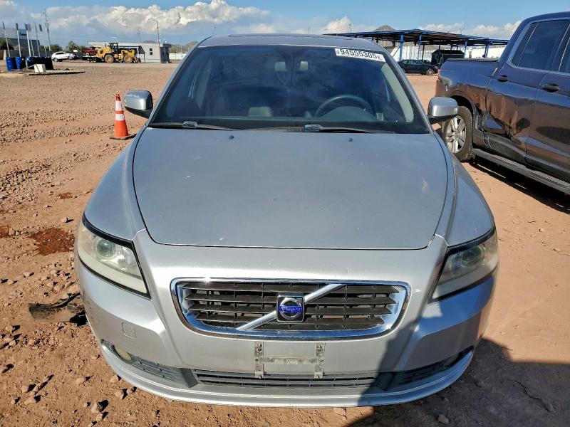 Photo 5 from auction – 2010 VOLVO S40 2.4I with VIN YV1390MS0A2495461