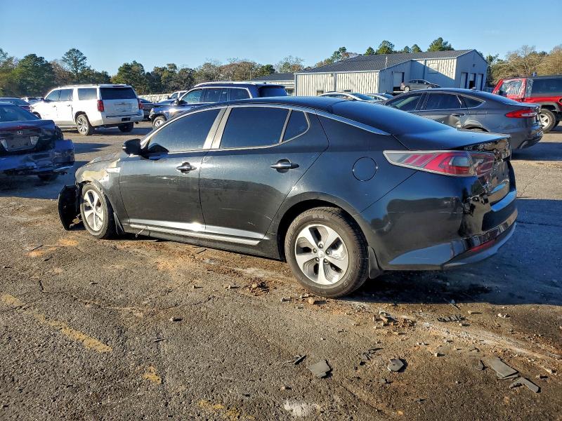 Photo 2 from auction – 2014 KIA OPTIMA HYB with VIN KNAGM4ADXE5072083