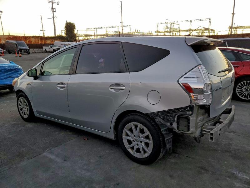 Photo 2 from auction – 2013 TOYOTA PRIUS V with VIN JTDZN3EUXD3201785