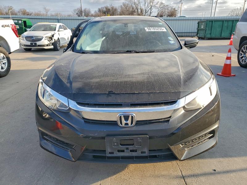 Photo 5 from auction – 2017 HONDA CIVIC EX with VIN 19XFC2F77HE031797