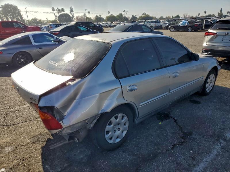 Photo 3 from auction – 2000 HONDA CIVIC BASE with VIN 2HGEJ6617YH594259