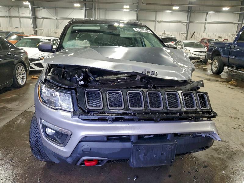 Photo 5 from auction – 2019 JEEP COMPASS TR with VIN 3C4NJDDB9KT849068