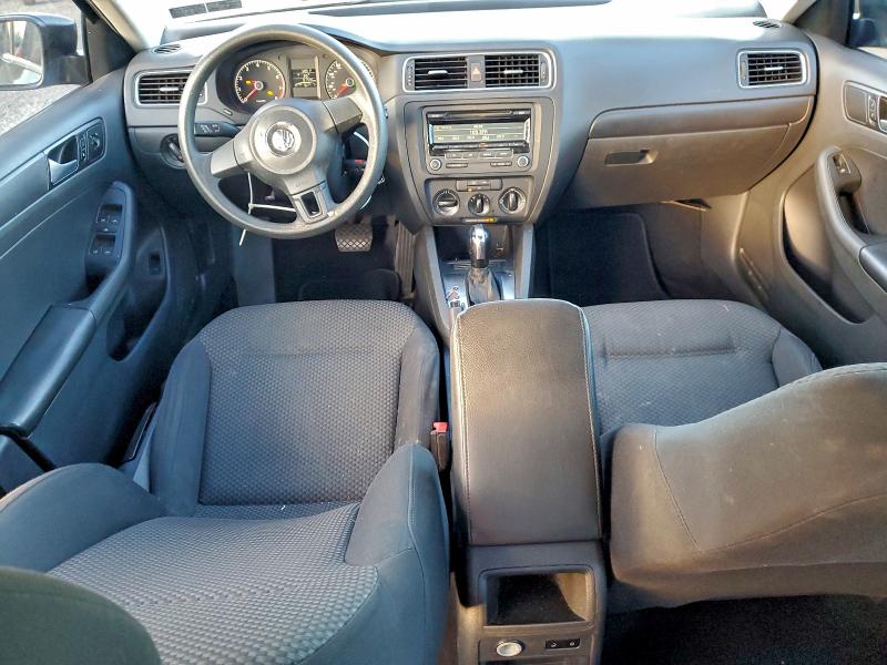 Photo 8 from auction – 2014 VOLKSWAGEN JETTA BASE with VIN 3VW2K7AJ8EM384744