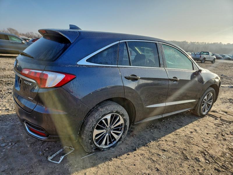 Photo 3 from auction – 2016 ACURA RDX ADVANC with VIN 5J8TB4H71GL024365