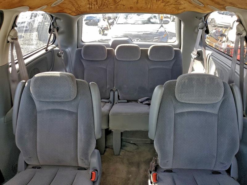 Photo 10 from auction – 2005 DODGE GRAND CARA with VIN 1D4GP24R35B336786