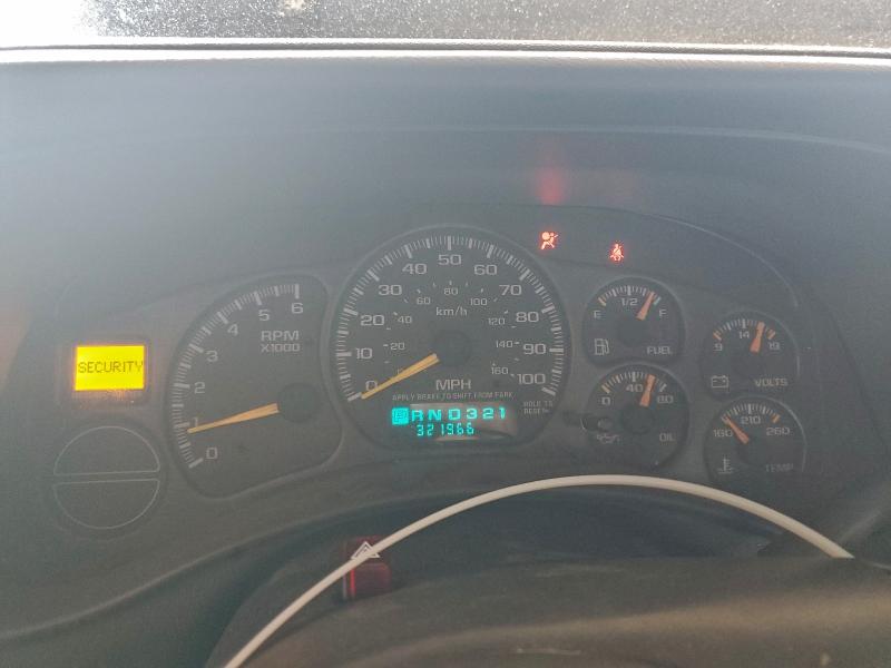 Photo 9 from auction – 2001 CHEVROLET SILVERADO with VIN 1GCEK19T71Z232322
