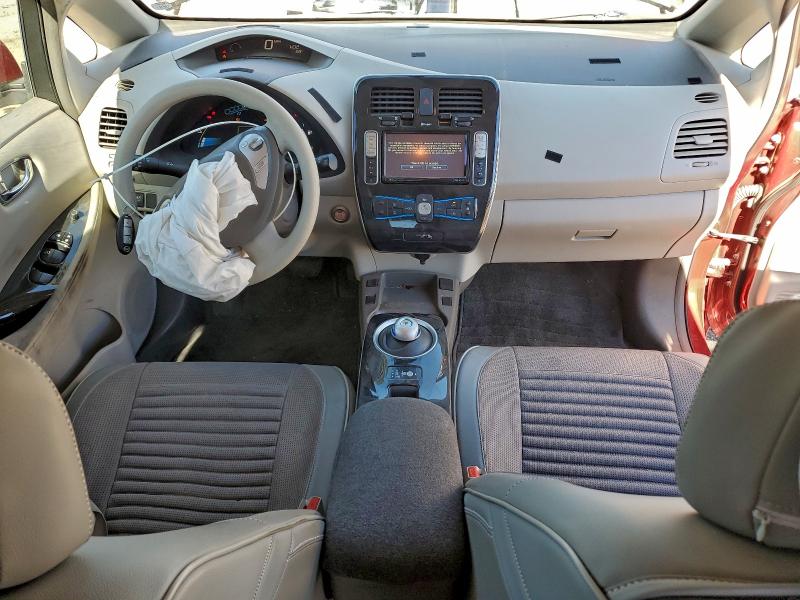 Photo 8 from auction – 2011 NISSAN LEAF SV with VIN JN1AZ0CP6BT003685