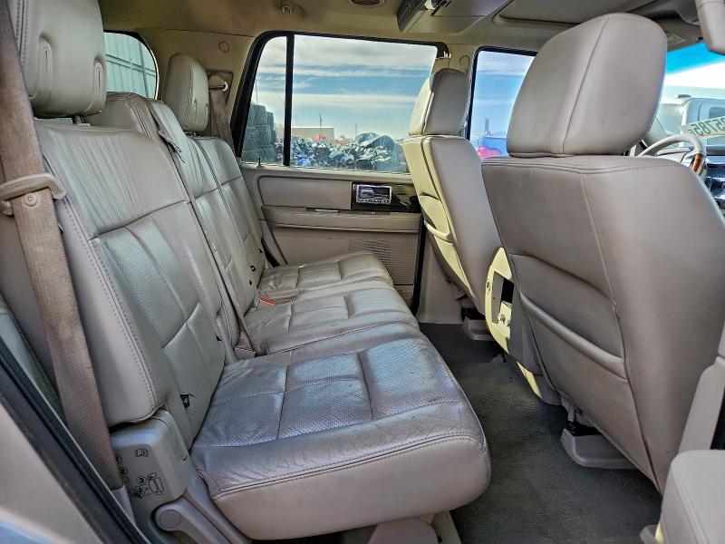 Photo 11 from auction – 2008 LINCOLN NAVIGATOR with VIN 5LMFU28528LJ10061