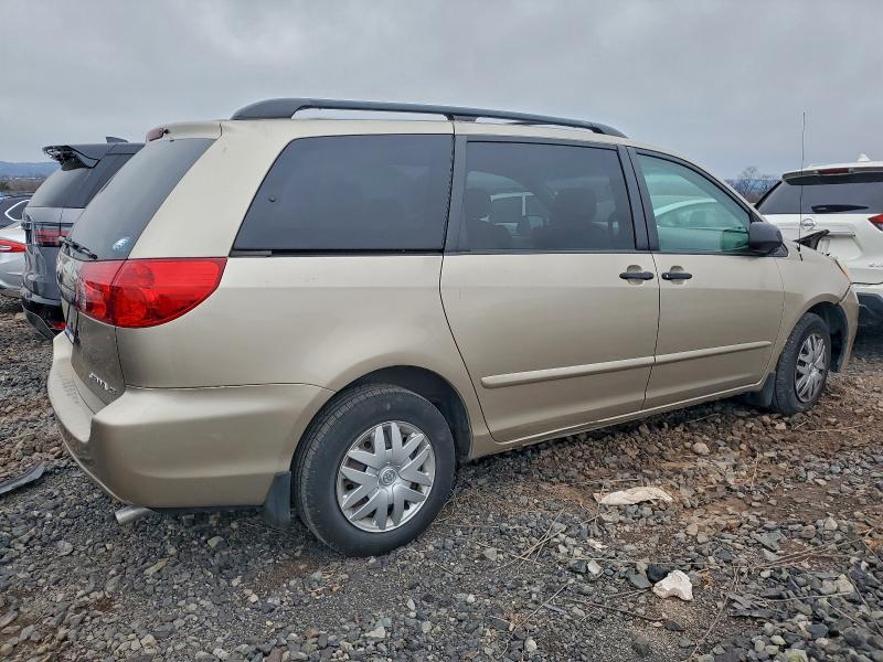 Photo 3 from auction – 2006 TOYOTA SIENNA CE with VIN 5TDZA29C26S468296