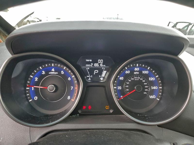 Photo 9 from auction – 2012 HYUNDAI ELANTRA GL with VIN 5NPDH4AE3CH088660