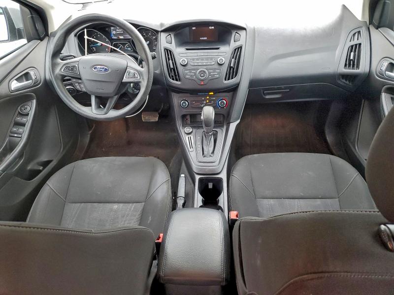 Photo 8 from auction – 2017 FORD FOCUS SE with VIN 1FADP3K28HL215638