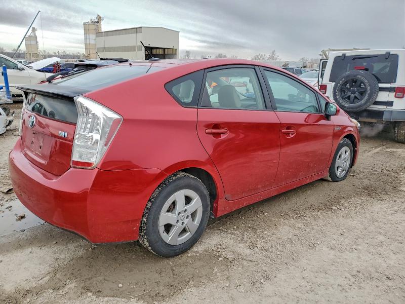 Photo 3 from auction – 2011 TOYOTA PRIUS with VIN JTDKN3DU1B0274870