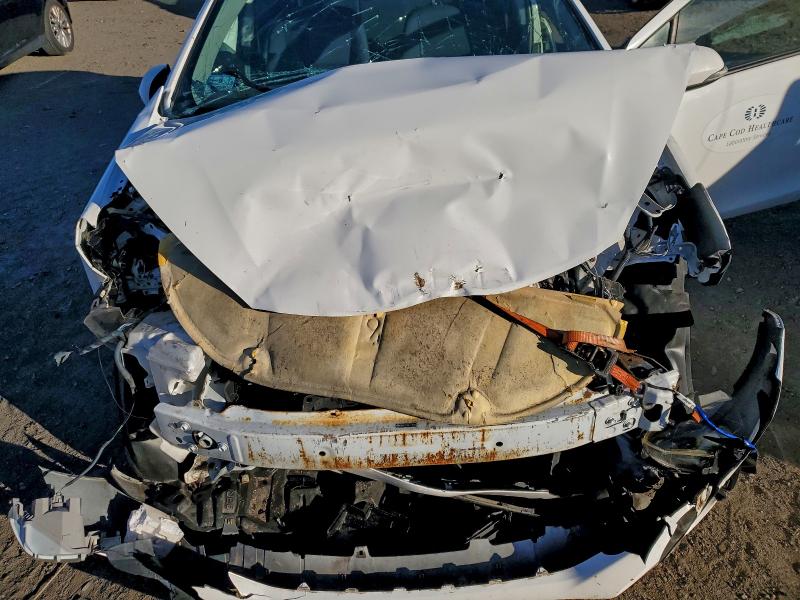 Photo 11 from auction – 2016 TOYOTA PRIUS C with VIN JTDKDTB32G1131084