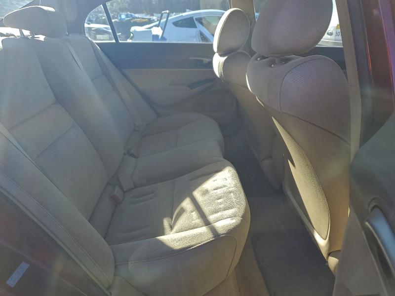 Photo 10 from auction – 2008 HONDA CIVIC LX with VIN 1HGFA16558L047004