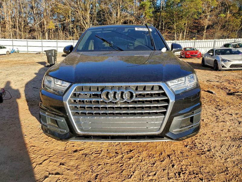 Photo 5 from auction – 2019 AUDI Q7 with VIN WA1LHAF78KD044057