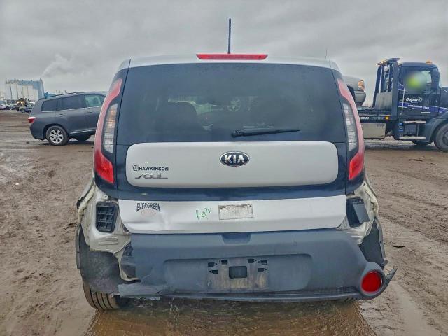 Foto 6 de la subasta – 2015 KIA SOUL con VIN KNDJN2A25F7790798