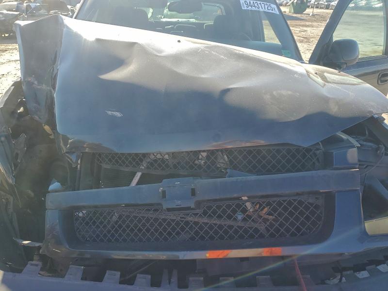 Photo 11 from auction – 2003 CHEVROLET AVALANCHE with VIN 3GNEC13T33G203514