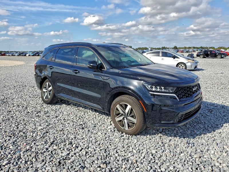 Photo 4 from auction – 2023 KIA SORENTO with VIN 5XYRL4LC0PG194674