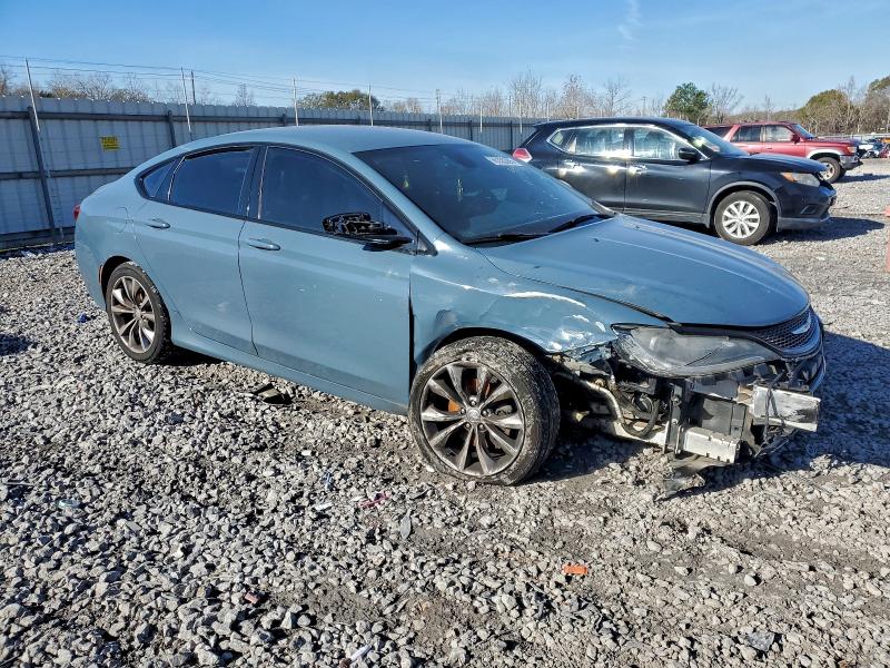 Photo 4 from auction – 2015 CHRYSLER 200 S with VIN 1C3CCCBB2FN658780