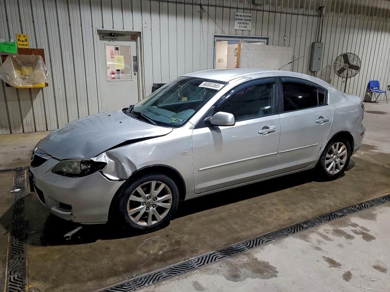 MAZDA 3 I 2008 con VIN JM1BK32G281814526 - Foto de la subasta