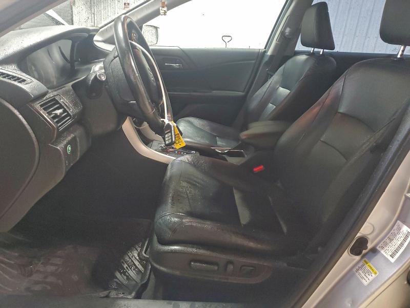 Photo 7 from auction – 2015 HONDA ACCORD with VIN 1HGCR3F98FA016932