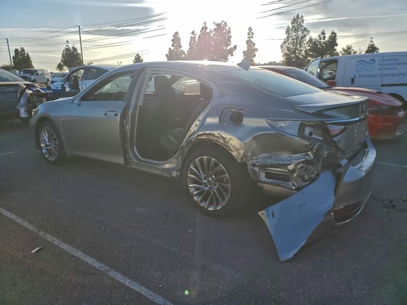 Photo 2 from auction – 2019 LEXUS ES 300H with VIN 58AB21B16KU002821