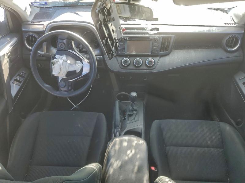 Photo 8 from auction – 2018 TOYOTA RAV4 LE with VIN 2T3ZFREV8JW499061