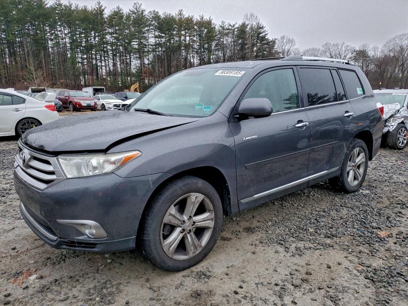 TOYOTA HIGHLANDER 2012 with VIN 5TDDK3EHXCS107893 - Photo from auction