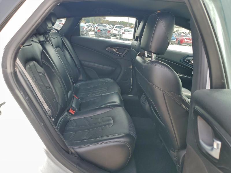 Photo 10 from auction – 2016 CHRYSLER 200 with VIN 1C3CCCDG2GN139691