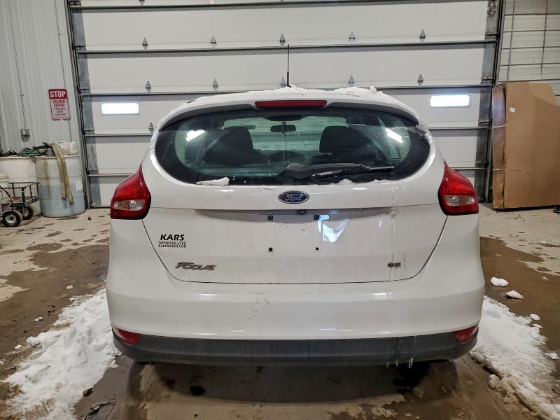 Photo 6 from auction – 2015 FORD FOCUS SE with VIN 1FADP3K26FL251602