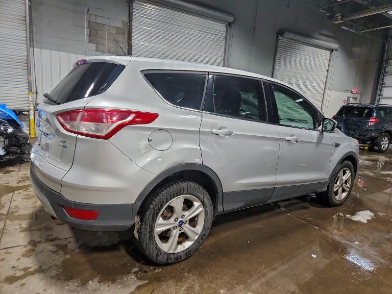 Photo 3 from auction – 2016 FORD ESCAPE SE with VIN 1FMCU9G95GUC45918