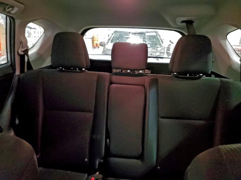 Photo 10 from auction – 2017 TOYOTA RAV4 LE with VIN 2T3BFREV4HW646889